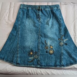 Beaded denim skirt size 16